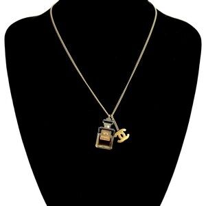 CHANEL Coco Mark Number 5 Motif GP Resin Chain Necklace Pendant Gold 97719